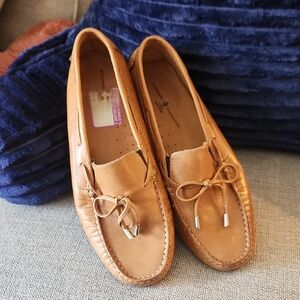 Mercanti Fiorentini Tan Leather Bow-Detail Driving Loafers
